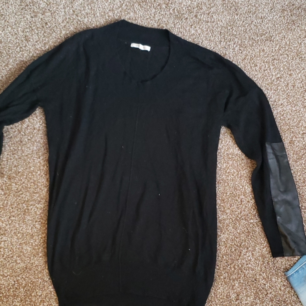 Hawthorn black sweater w/ pleather elbow patches